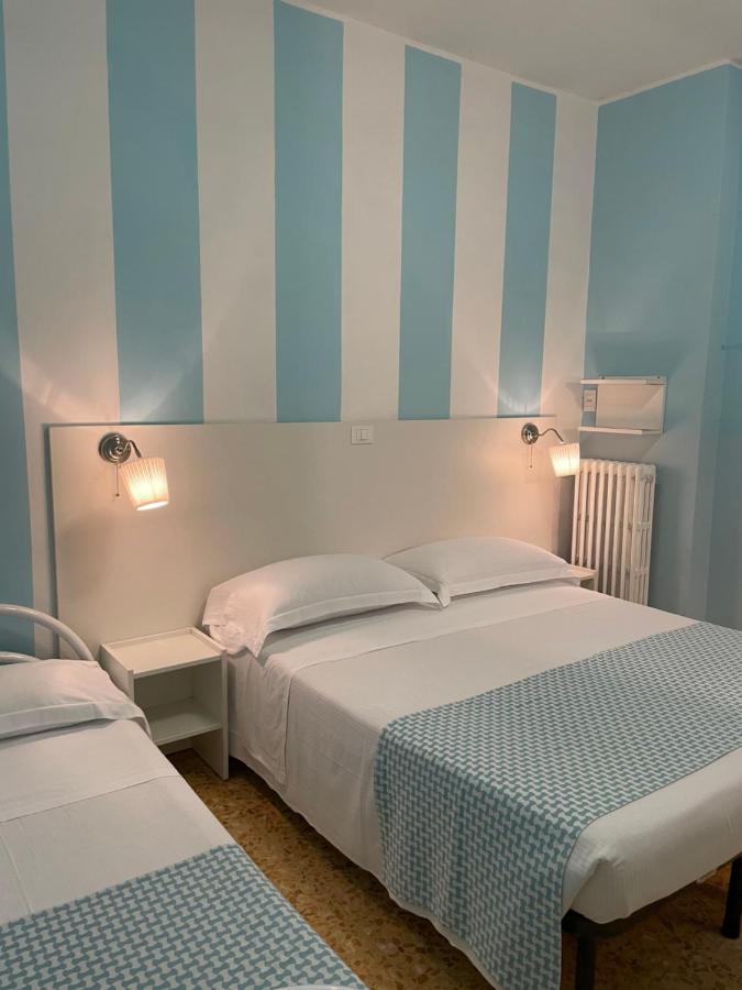 Hotel Del Golfo ライグエーリア エクステリア 写真
